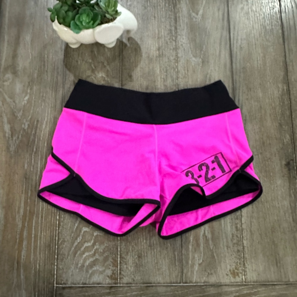 Training Shorts - Picture 1 of 9